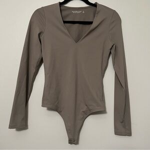 Abercrombie & Fitch Bodysuit Taupe‎ Small Double Lined Long Sleeve